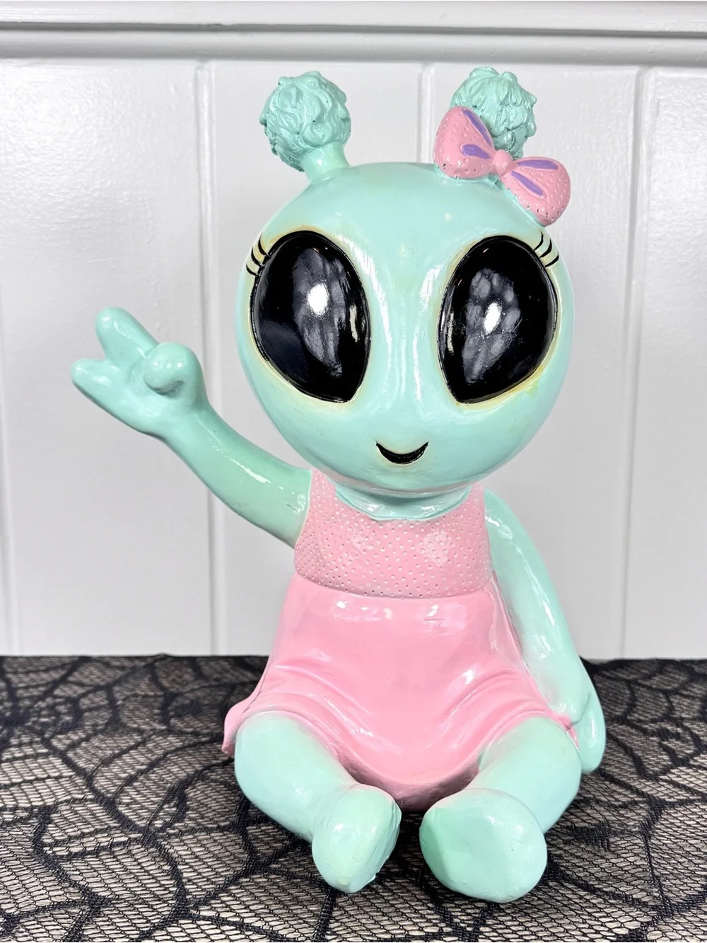 NEW Summerween Alien Halloween Figurine